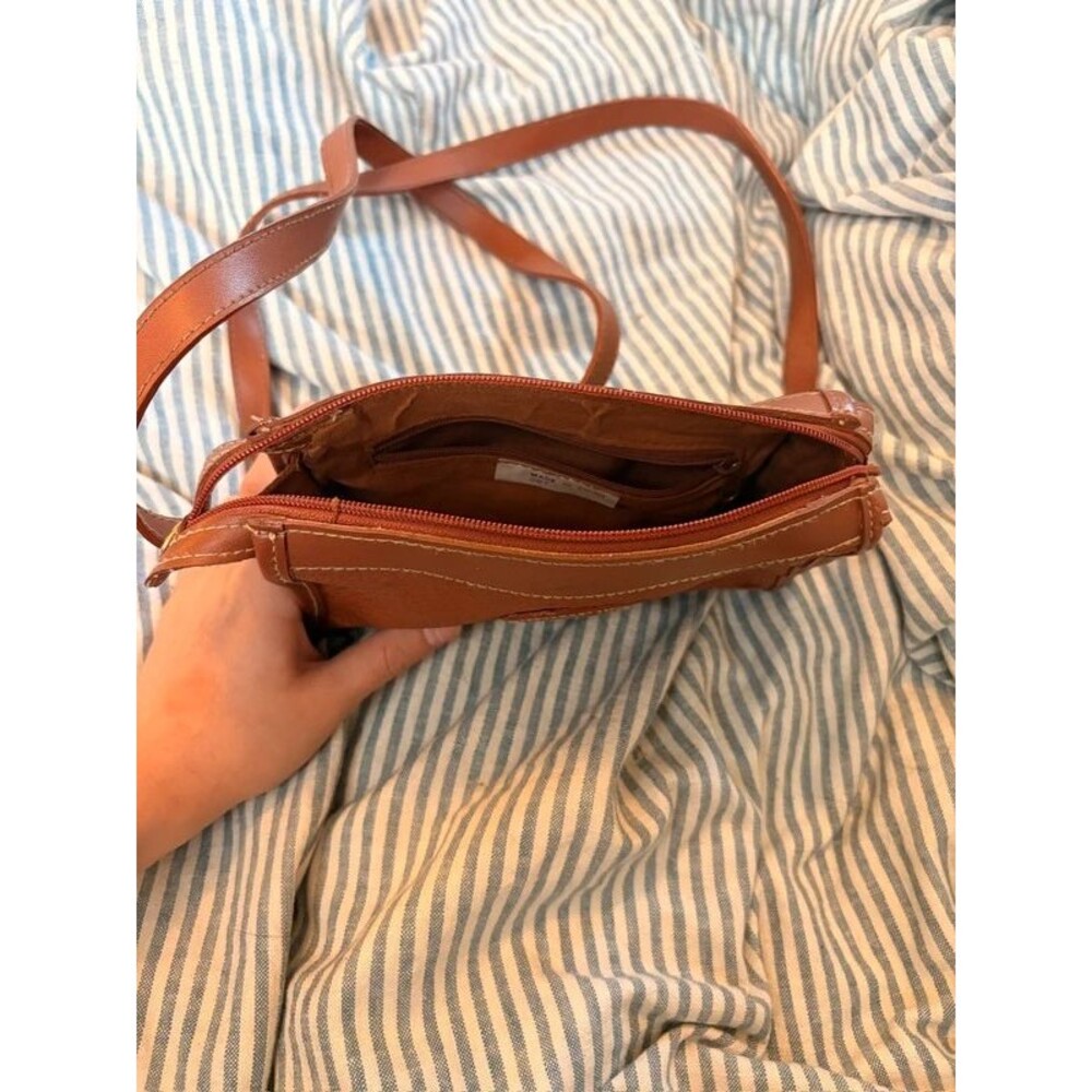 Vintage Brown Leather Crossbody Bag - Picture 4 of 4